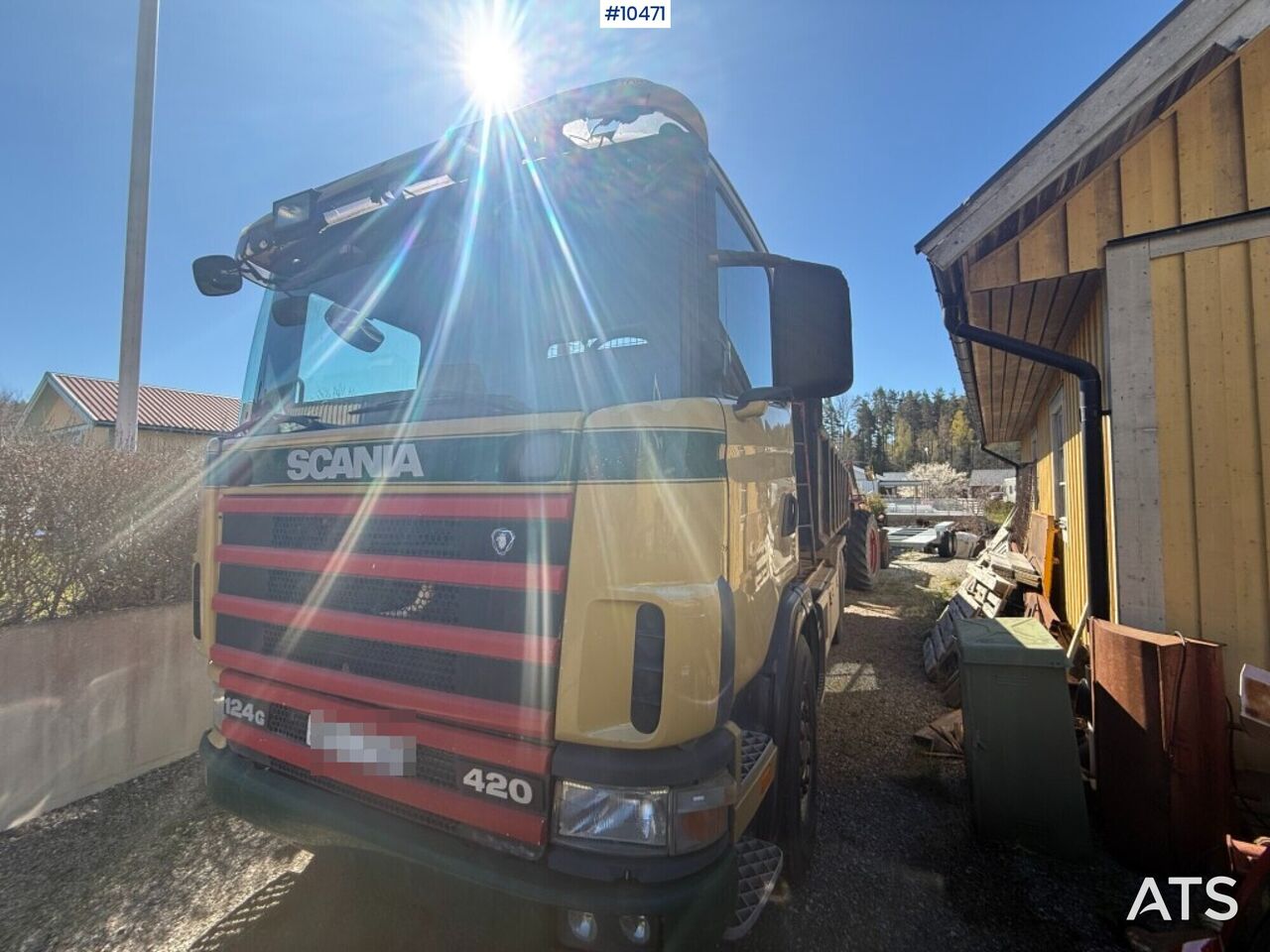 Lastväxlare Scania R124G 6x2 420 med flak (139,000:- ex moms) - Multibasculante camión: foto 2 Lastväxlare Scania R124G 6x2 420 med flak (139,000:- ex moms) - Multibasculante camión: foto 2