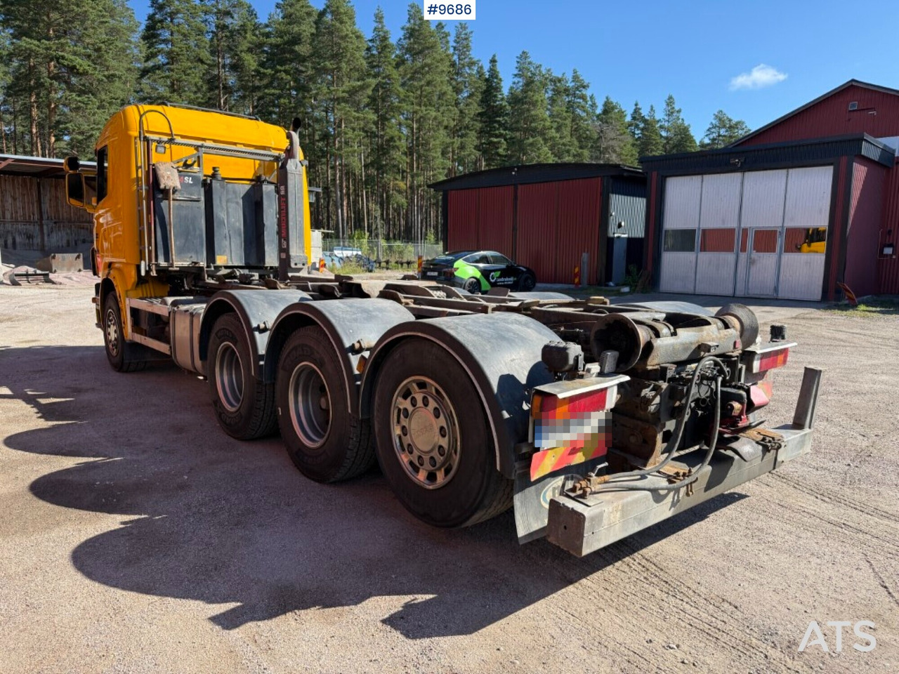 Scania G440 8X4 Lastväxlare plog och saltutrustad Rep.objekt - Multibasculante camión: foto 3 Scania G440 8X4 Lastväxlare plog och saltutrustad Rep.objekt - Multibasculante camión: foto 3
