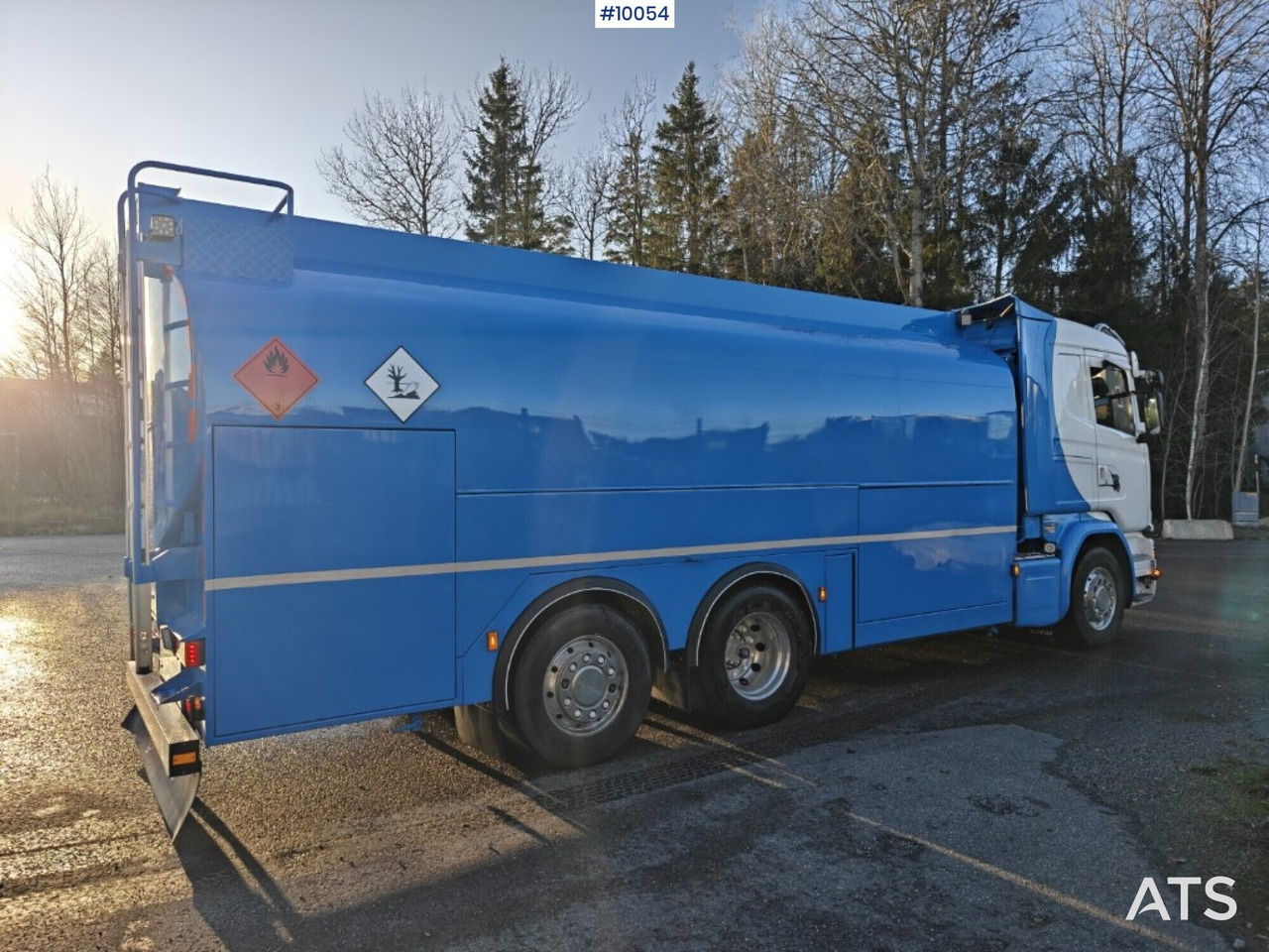 Tank truck Scania G450 6X2 - Cisterna camión: foto 2 Tank truck Scania G450 6X2 - Cisterna camión: foto 2