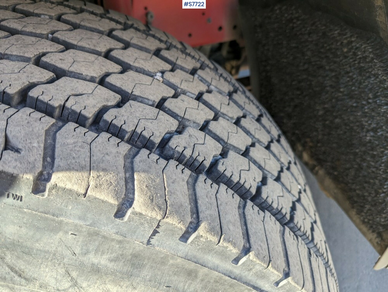 Tipper Truck DAF FAT XF530Z - Volquete camión: foto 5 Tipper Truck DAF FAT XF530Z - Volquete camión: foto 5