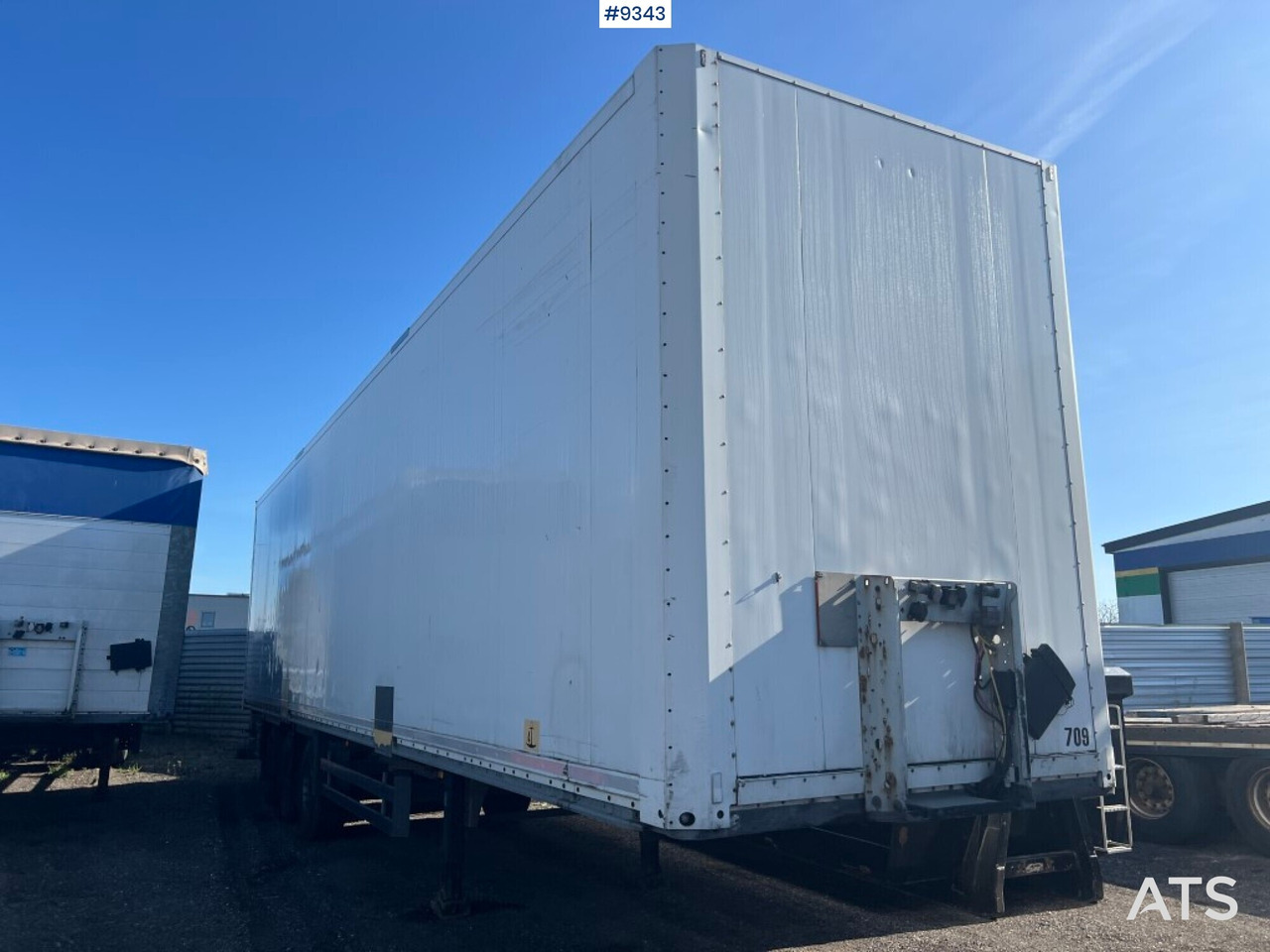 Trailer- SCHMITZ CARGOBULL - Caja cerrada semirremolque: foto 3 Trailer- SCHMITZ CARGOBULL - Caja cerrada semirremolque: foto 3