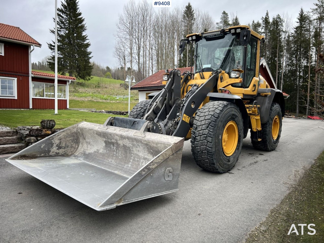 VOLVO L60 H with bucket (VIDEO) - Cargadora de ruedas: foto 1 VOLVO L60 H with bucket (VIDEO) - Cargadora de ruedas: foto 1