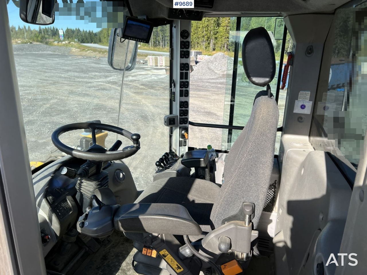 VOLVO L60G Wheel loader with multi-bucket - Cargadora de ruedas: foto 5 VOLVO L60G Wheel loader with multi-bucket - Cargadora de ruedas: foto 5