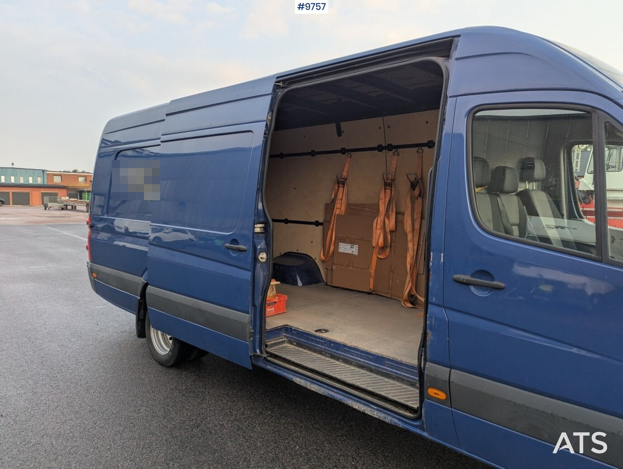 Volkswagen Crafter 50 van, C-registered - Furgón: foto 5 Volkswagen Crafter 50 van, C-registered - Furgón: foto 5