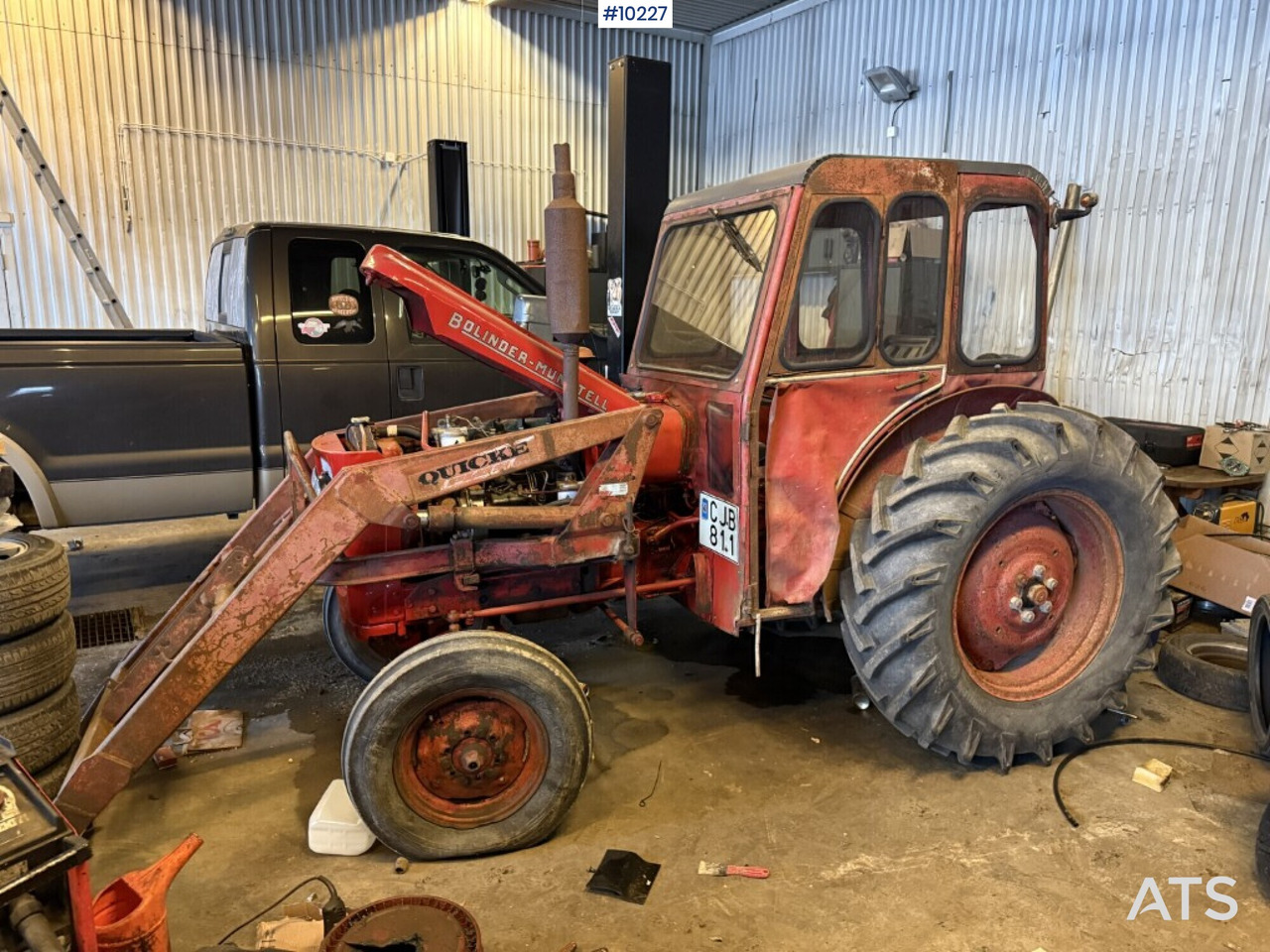 Volvo BM 320 with loader - Tractor: foto 1 Volvo BM 320 with loader - Tractor: foto 1