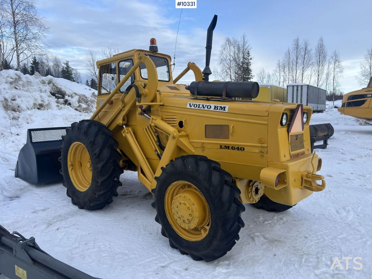 Retroexcavadora Volvo BM 640 Backhoe loader with bucket: foto 10 Retroexcavadora Volvo BM 640 Backhoe loader with bucket: foto 10