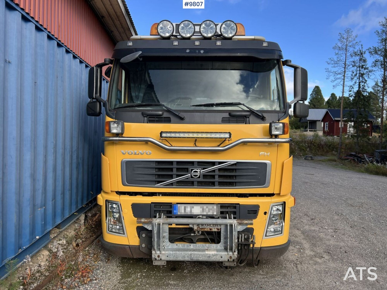 Volvo FH-480 6*2 with LAXO-Quick lock and plow equipment - Volquete camión: foto 3 Volvo FH-480 6*2 with LAXO-Quick lock and plow equipment - Volquete camión: foto 3