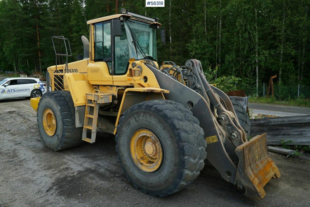WHEEL LOADER VOLVO L220 F - Cargadora de ruedas: foto 1 WHEEL LOADER VOLVO L220 F - Cargadora de ruedas: foto 1