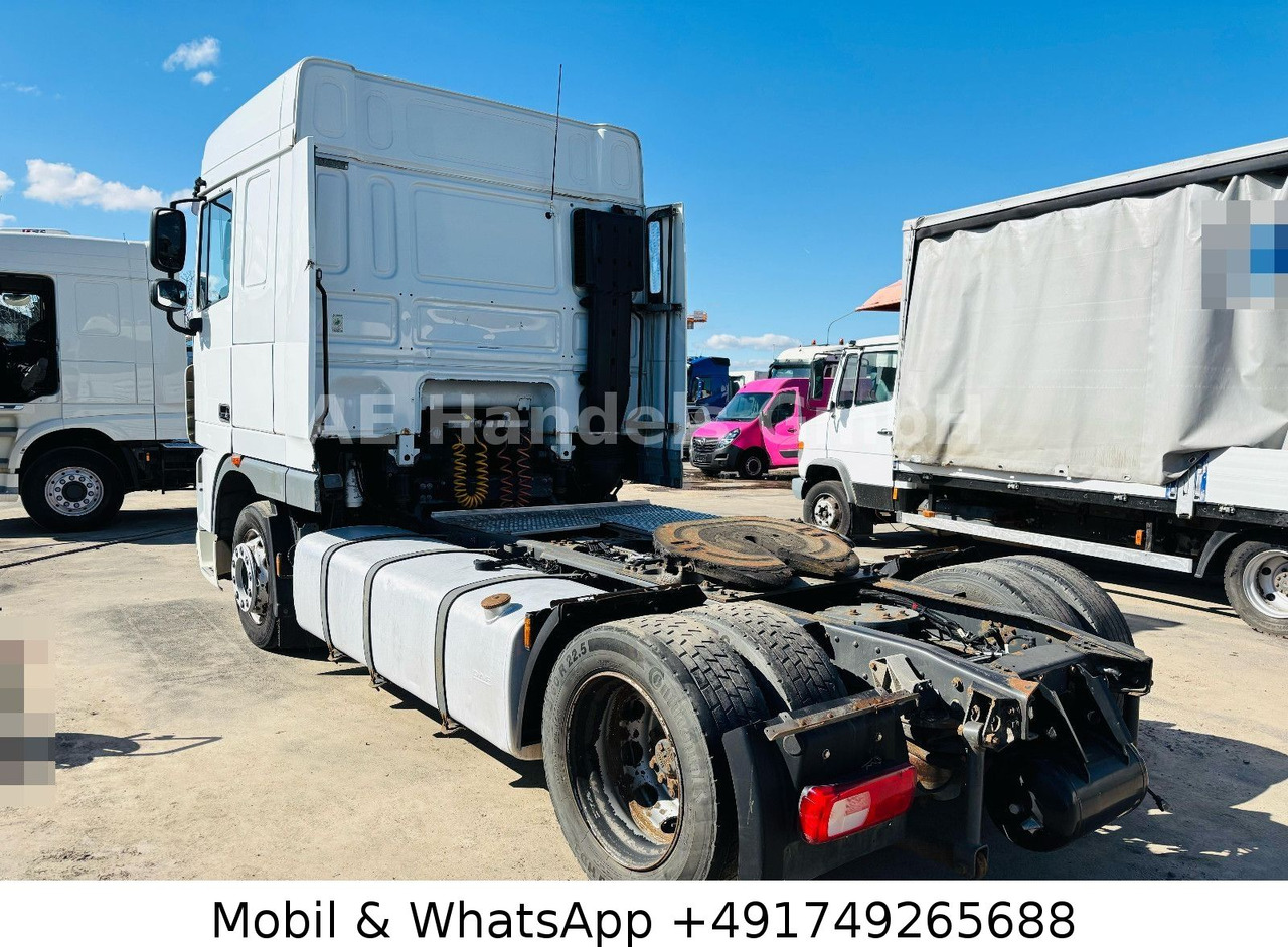 DAF XF 105.460 SC BL Low *Retarder / Standklima - Cabeza tractora: foto 2 DAF XF 105.460 SC BL Low *Retarder / Standklima - Cabeza tractora: foto 2