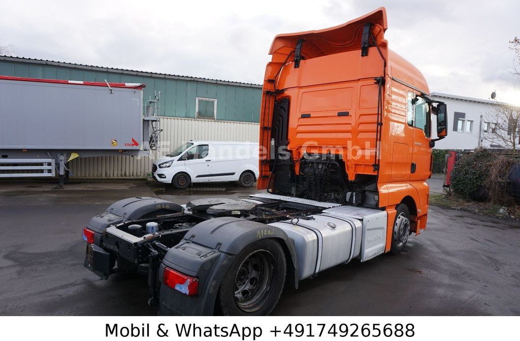 MAN TGX 18.440 XLX LL Low *Manual/Retarder/2xTank - Cabeza tractora: foto 3 MAN TGX 18.440 XLX LL Low *Manual/Retarder/2xTank - Cabeza tractora: foto 3