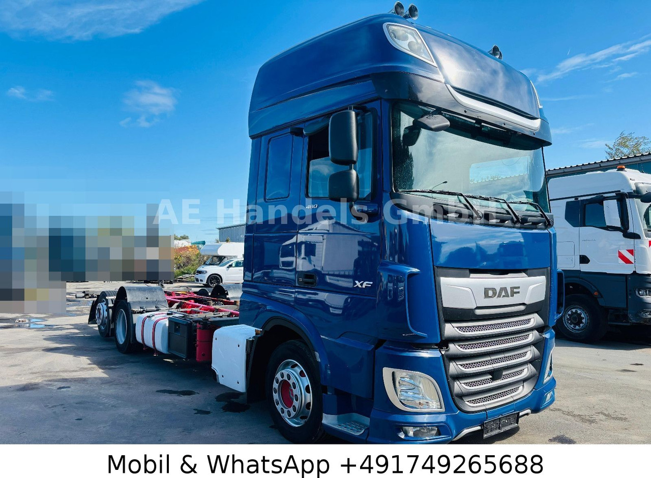 DAF XF 480 SSC LL BDF *Retarder/Lenk+Lift/ACC/2xTank - Portacontenedore/ Intercambiable camión: foto 1 DAF XF 480 SSC LL BDF *Retarder/Lenk+Lift/ACC/2xTank - Portacontenedore/ Intercambiable camión: foto 1