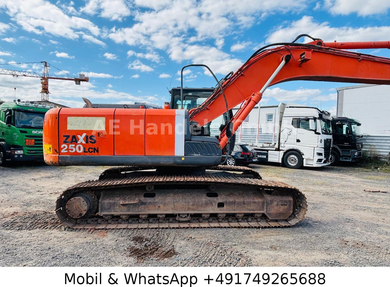 Hitachi ZX250LCN-3 *16.800 STD/Monoausleger/OilQuick - Excavadora de cadenas: foto 4 Hitachi ZX250LCN-3 *16.800 STD/Monoausleger/OilQuick - Excavadora de cadenas: foto 4