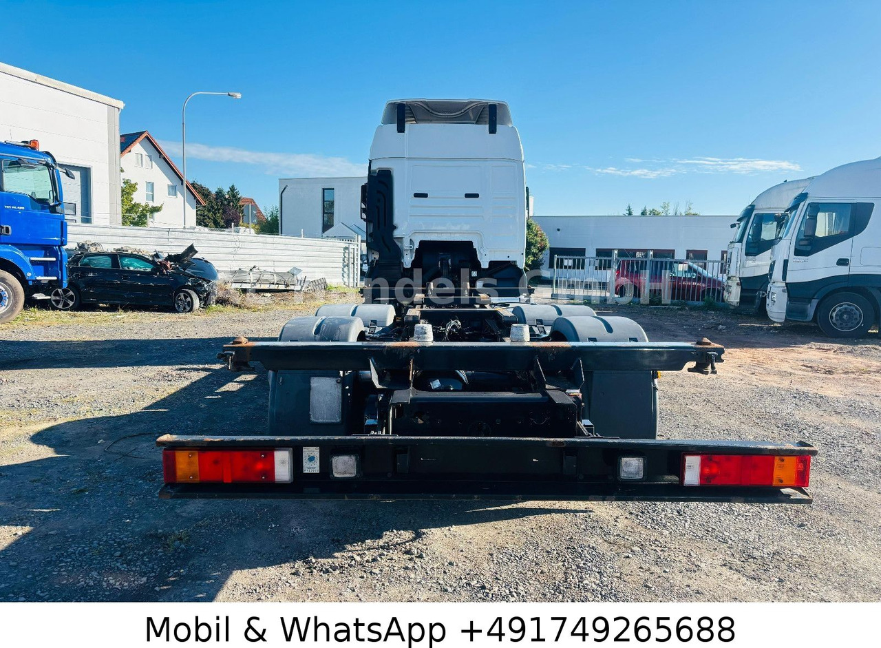 MAN TGX 26.460 BDF XLX LL 6x2 *Retarder/ACC/Lift/AHK - Portacontenedore/ Intercambiable camión: foto 4 MAN TGX 26.460 BDF XLX LL 6x2 *Retarder/ACC/Lift/AHK - Portacontenedore/ Intercambiable camión: foto 4