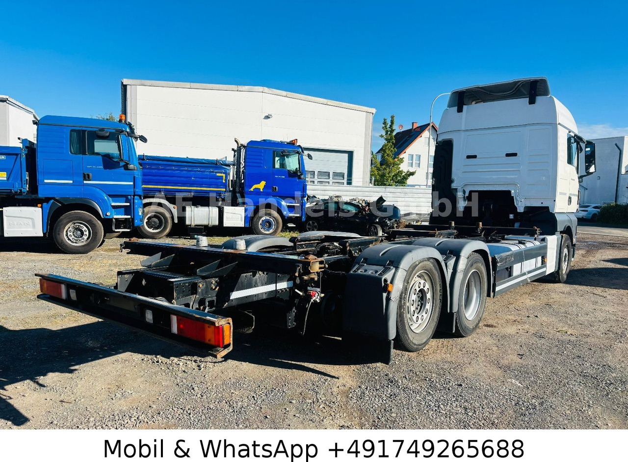 MAN TGX 26.460 BDF XLX LL 6x2 *Retarder/ACC/Lift/AHK - Portacontenedore/ Intercambiable camión: foto 3 MAN TGX 26.460 BDF XLX LL 6x2 *Retarder/ACC/Lift/AHK - Portacontenedore/ Intercambiable camión: foto 3