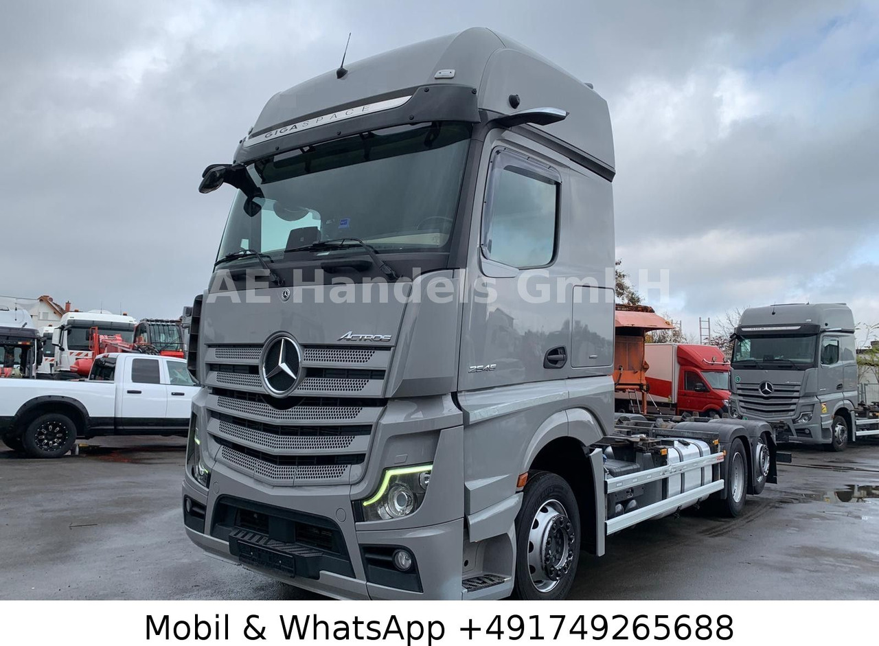Mercedes-Benz Actros 5 2545 GigaSpace BDF *Retarder/Multi/AHK - Portacontenedore/ Intercambiable camión: foto 1 Mercedes-Benz Actros 5 2545 GigaSpace BDF *Retarder/Multi/AHK - Portacontenedore/ Intercambiable camión: foto 1