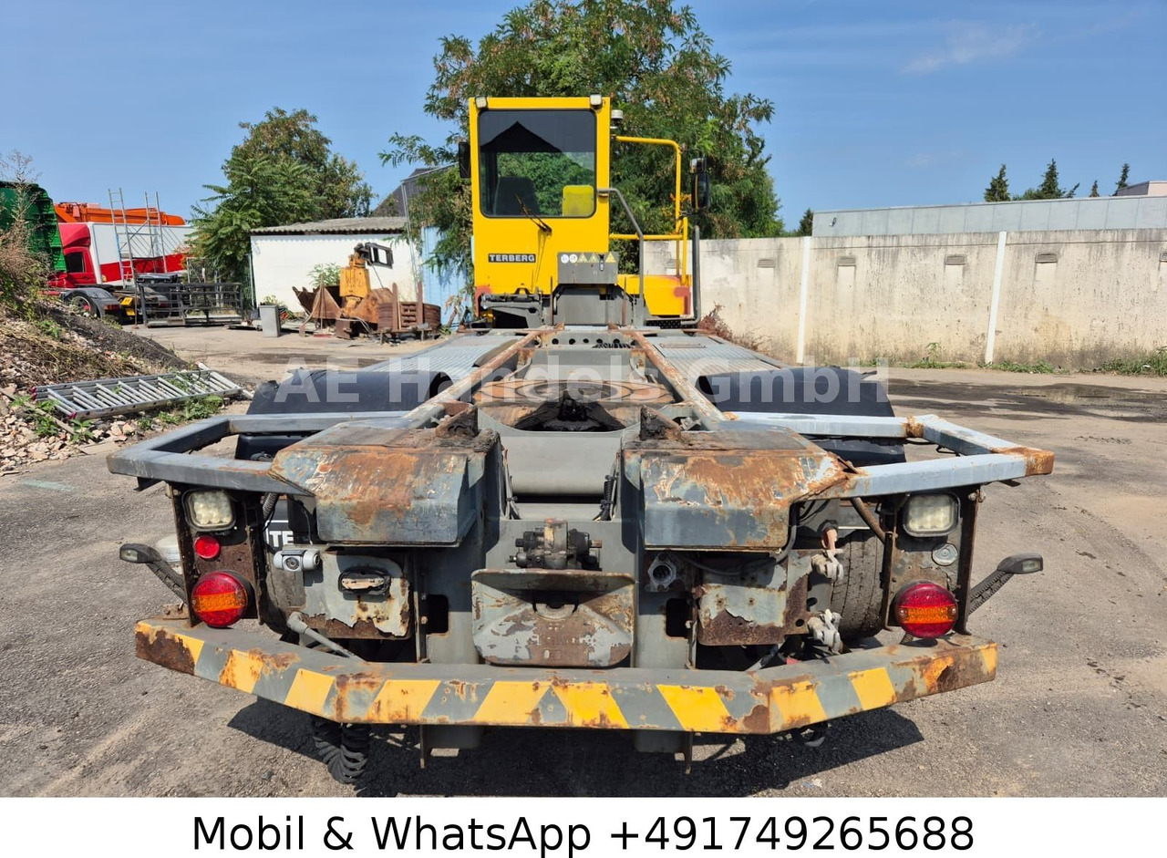 Terberg BC 182 4x2 Rangierfahrzeug *Klima - Portacontenedore/ Intercambiable camión: foto 4 Terberg BC 182 4x2 Rangierfahrzeug *Klima - Portacontenedore/ Intercambiable camión: foto 4