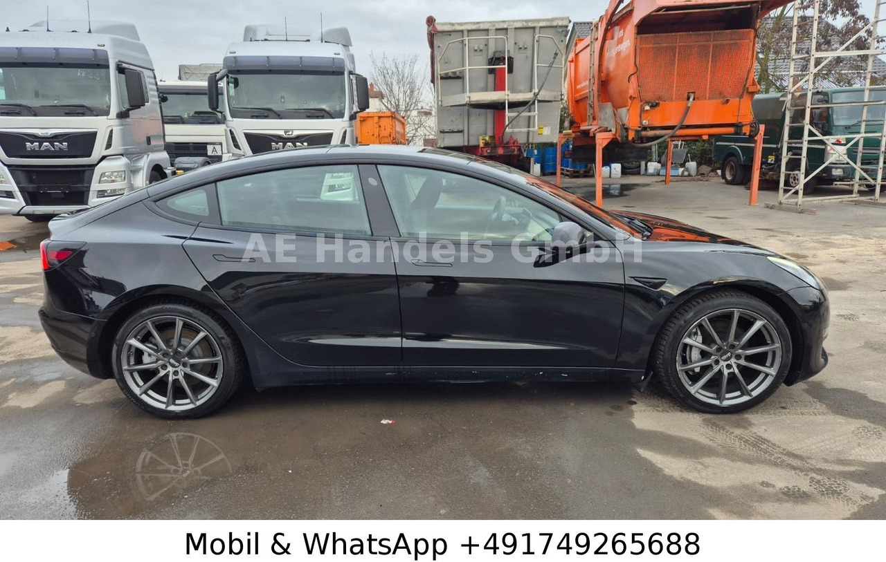Tesla Model 3 Long Range Dual Motor AWD *8-Fachbereift - Sedan: foto 2 Tesla Model 3 Long Range Dual Motor AWD *8-Fachbereift - Sedan: foto 2