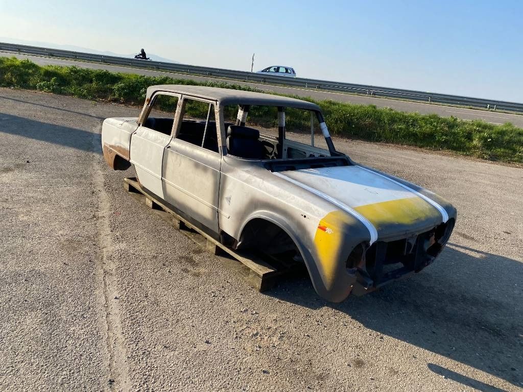 Alfa GUILIA 1300 SUPER NUOVA/Origine France/Oldtimer - Coche: foto 5 Alfa GUILIA 1300 SUPER NUOVA/Origine France/Oldtimer - Coche: foto 5