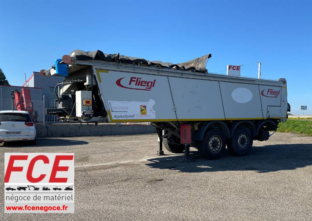 Fliegl THERMO ASS372/Asphalt-Profi endommagée - Volquete semirremolque: foto 1 Fliegl THERMO ASS372/Asphalt-Profi endommagée - Volquete semirremolque: foto 1