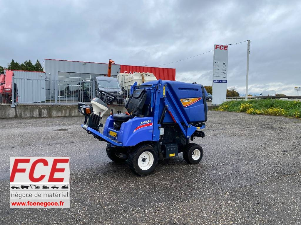 Iseki SF 235F 1er Main endommagée - Cortacésped: foto 1 Iseki SF 235F 1er Main endommagée - Cortacésped: foto 1