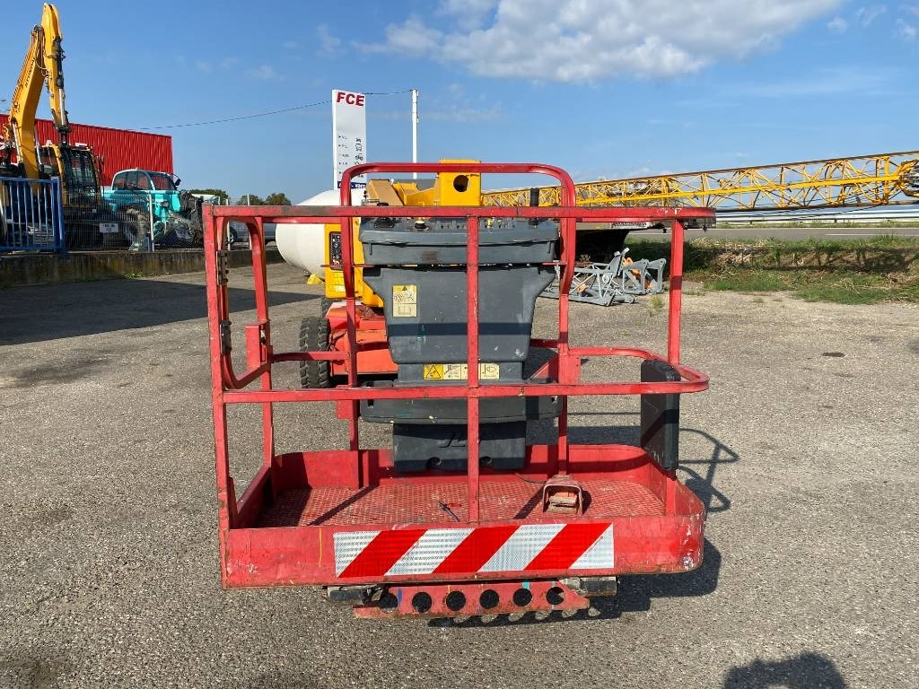JLG M 450 AJ Hybr. Diesel elc. 15,7m - Plataforma articulada: foto 2 JLG M 450 AJ Hybr. Diesel elc. 15,7m - Plataforma articulada: foto 2