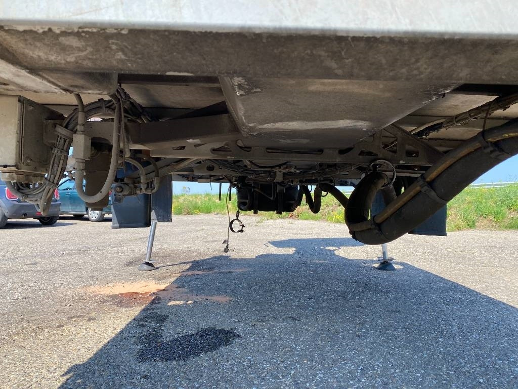 Camión con plataforma elevadora Multitel Nacelle Multitel MX 200 A réviser: foto 34 Camión con plataforma elevadora Multitel Nacelle Multitel MX 200 A réviser: foto 34