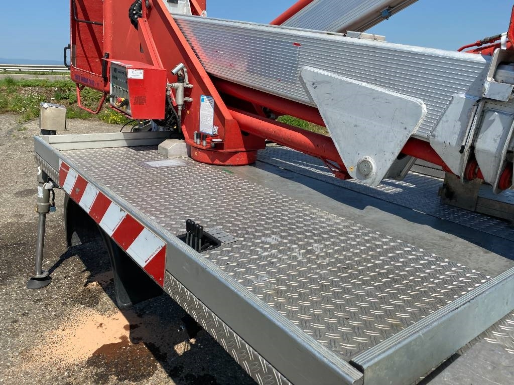 Camión con plataforma elevadora Multitel Nacelle Multitel MX 200 A réviser: foto 30 Camión con plataforma elevadora Multitel Nacelle Multitel MX 200 A réviser: foto 30