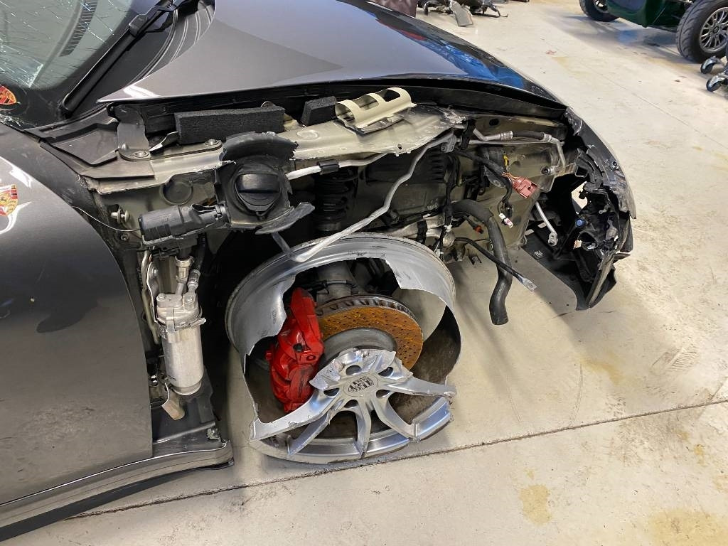 Coche Porsche 911 CARRERA 4 TARGA (991) 3.0i 370 PDK7 endommagée: foto 10 Coche Porsche 911 CARRERA 4 TARGA (991) 3.0i 370 PDK7 endommagée: foto 10