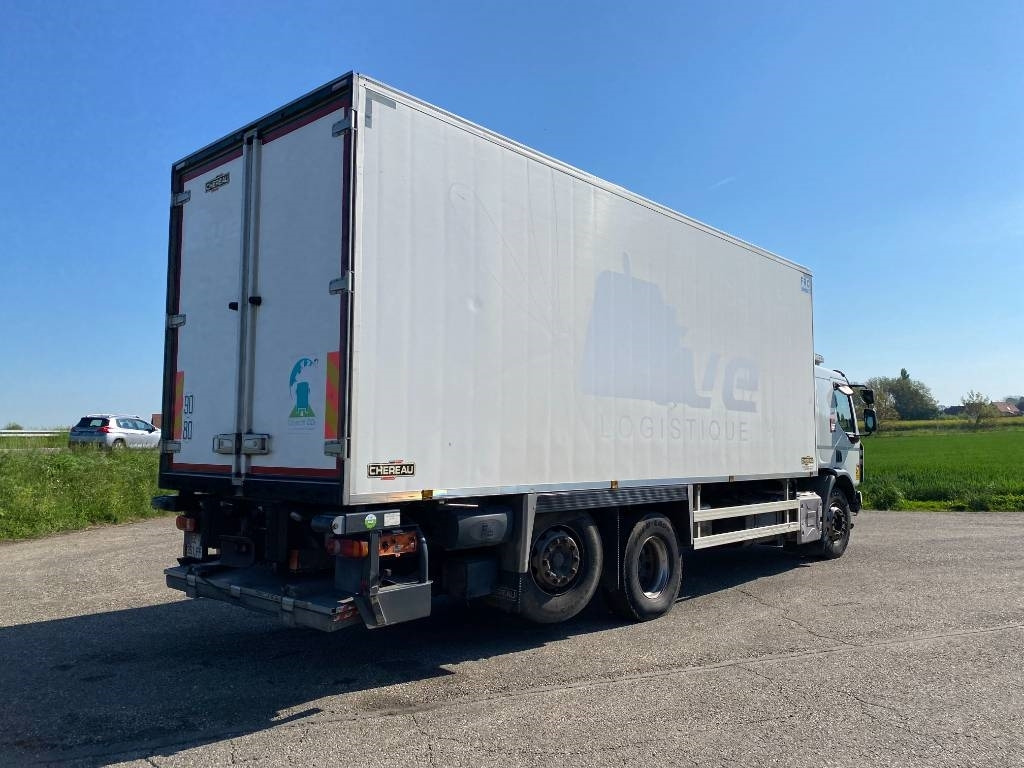 Renault D-430 WIDE CHEREAU INOGAM/LEVIAND 120 endommagé - Frigorífico camión: foto 4 Renault D-430 WIDE CHEREAU INOGAM/LEVIAND 120 endommagé - Frigorífico camión: foto 4