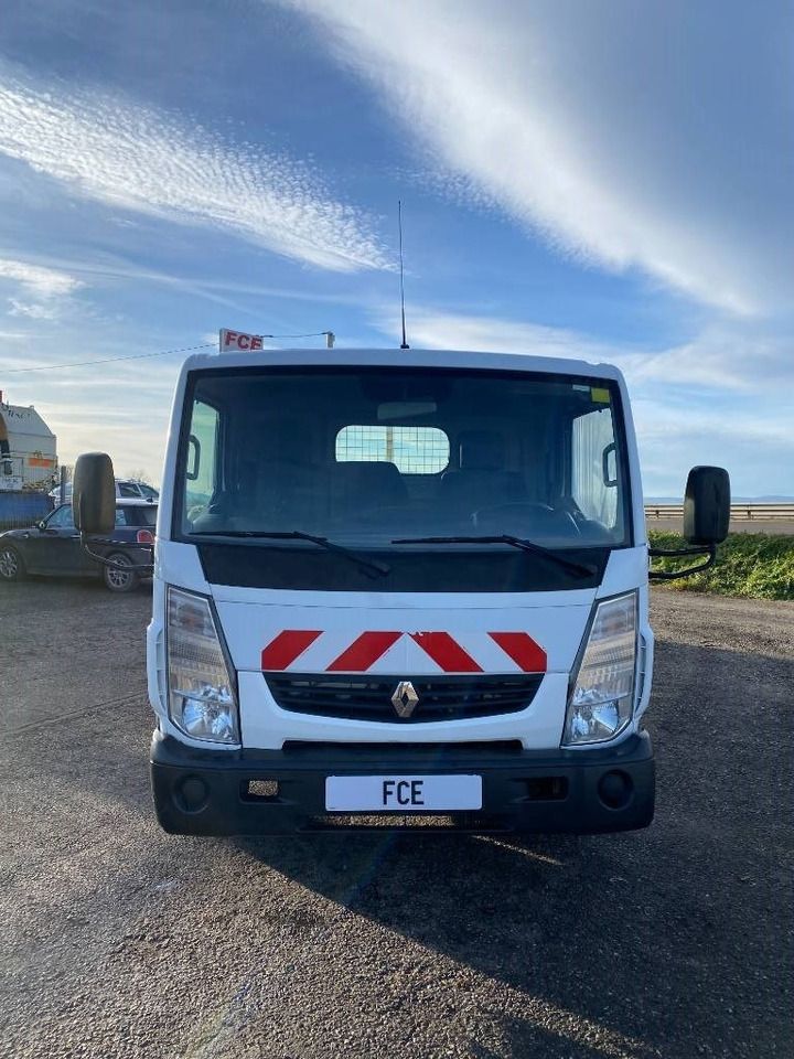 Renault MAXITY 2.5DXI 110 -Retour de Vol - Volquete camión: foto 3 Renault MAXITY 2.5DXI 110 -Retour de Vol - Volquete camión: foto 3