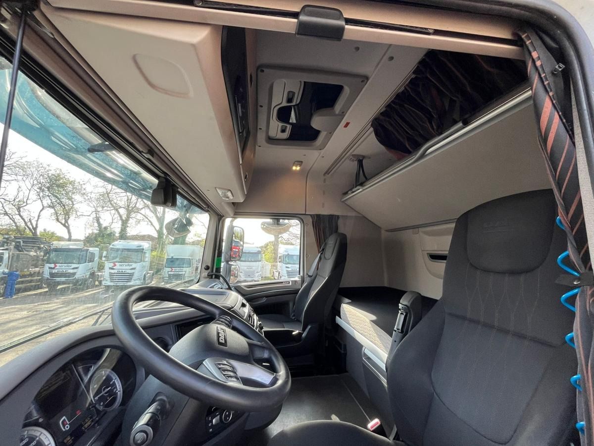 Cabeza tractora DAF XF 450: foto 11 Cabeza tractora DAF XF 450: foto 11