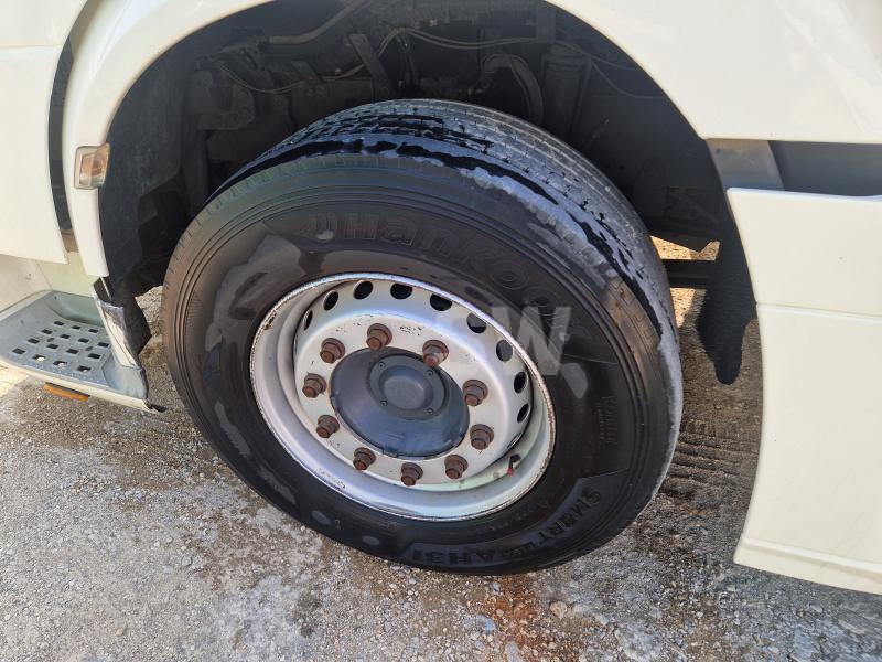 Cabeza tractora DAF XF 530: foto 6