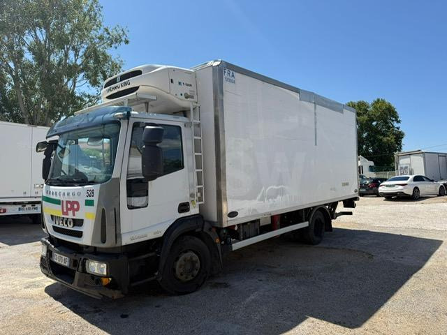 Iveco 120E22 CAISSE FRIGO HAYON - Frigorífico camión: foto 1 Iveco 120E22 CAISSE FRIGO HAYON - Frigorífico camión: foto 1