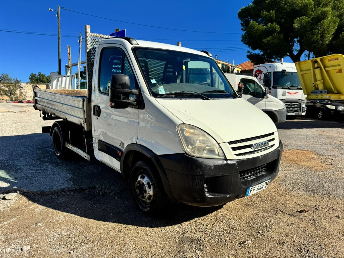 Iveco Daily 35C15 - Volquete furgoneta: foto 5 Iveco Daily 35C15 - Volquete furgoneta: foto 5