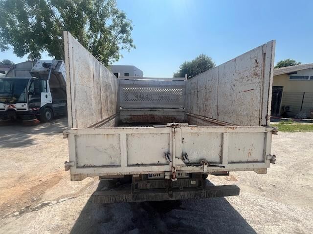 Volquete furgoneta Iveco Daily 35C15: foto 7 Volquete furgoneta Iveco Daily 35C15: foto 7