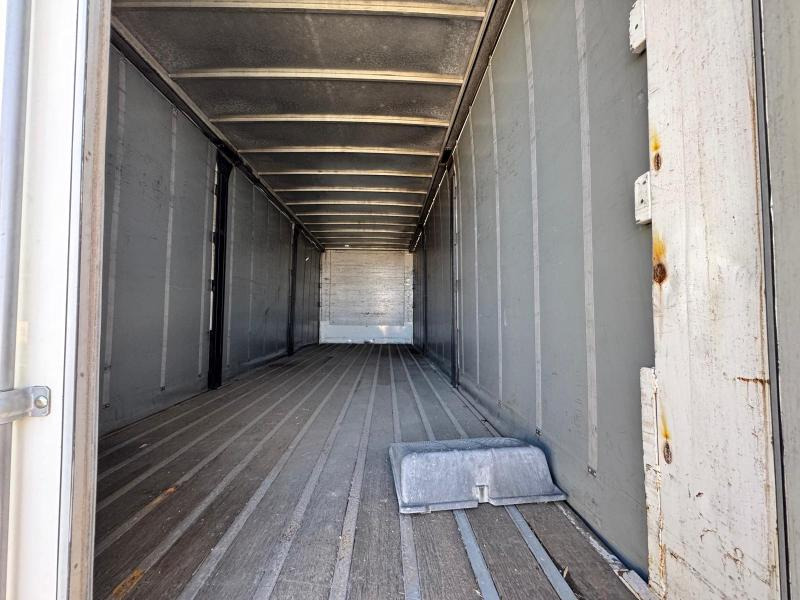 Mercedes ACTROS 2535 PLATEAU RIDELLE BACHE HAYON - Camión lona: foto 5 Mercedes ACTROS 2535 PLATEAU RIDELLE BACHE HAYON - Camión lona: foto 5