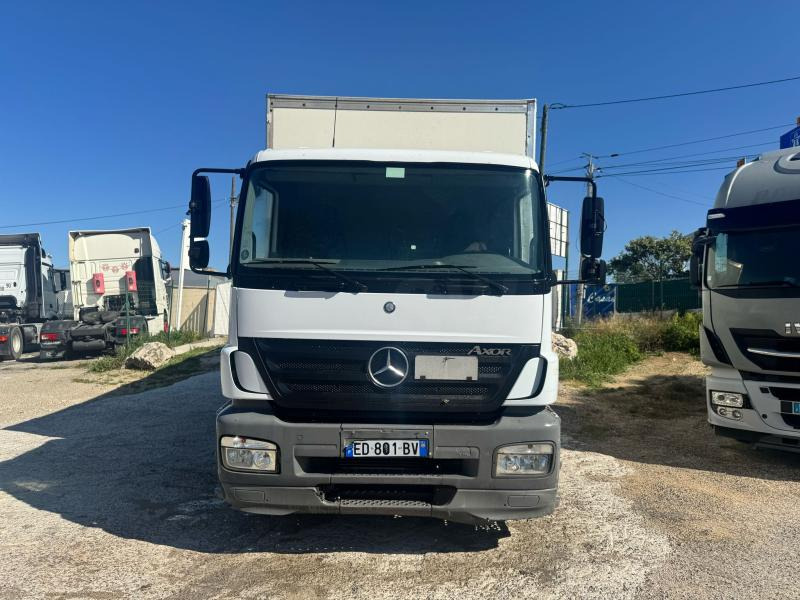 Mercedes Axor 1828 - Camión caja cerrada: foto 2 Mercedes Axor 1828 - Camión caja cerrada: foto 2