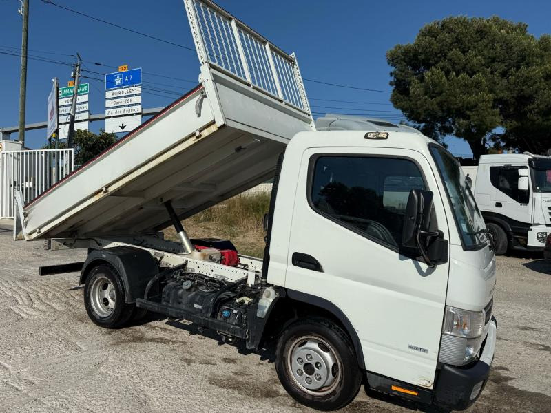 Mitsubishi Fuso Canter 3C15 - Volquete furgoneta: foto 2 Mitsubishi Fuso Canter 3C15 - Volquete furgoneta: foto 2