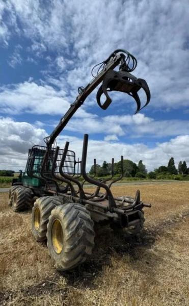 Timberjack 810B PORTEUR GRUE FORESTIER - Autocargador: foto 3 Timberjack 810B PORTEUR GRUE FORESTIER - Autocargador: foto 3