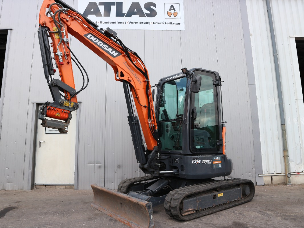 Doosan DX35Z-7 - Miniexcavadora: foto 1 Doosan DX35Z-7 - Miniexcavadora: foto 1