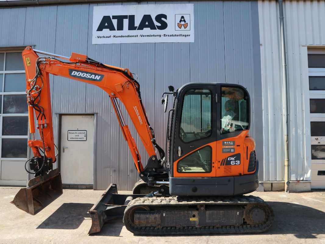 Doosan DX63-3 - Miniexcavadora: foto 2 Doosan DX63-3 - Miniexcavadora: foto 2