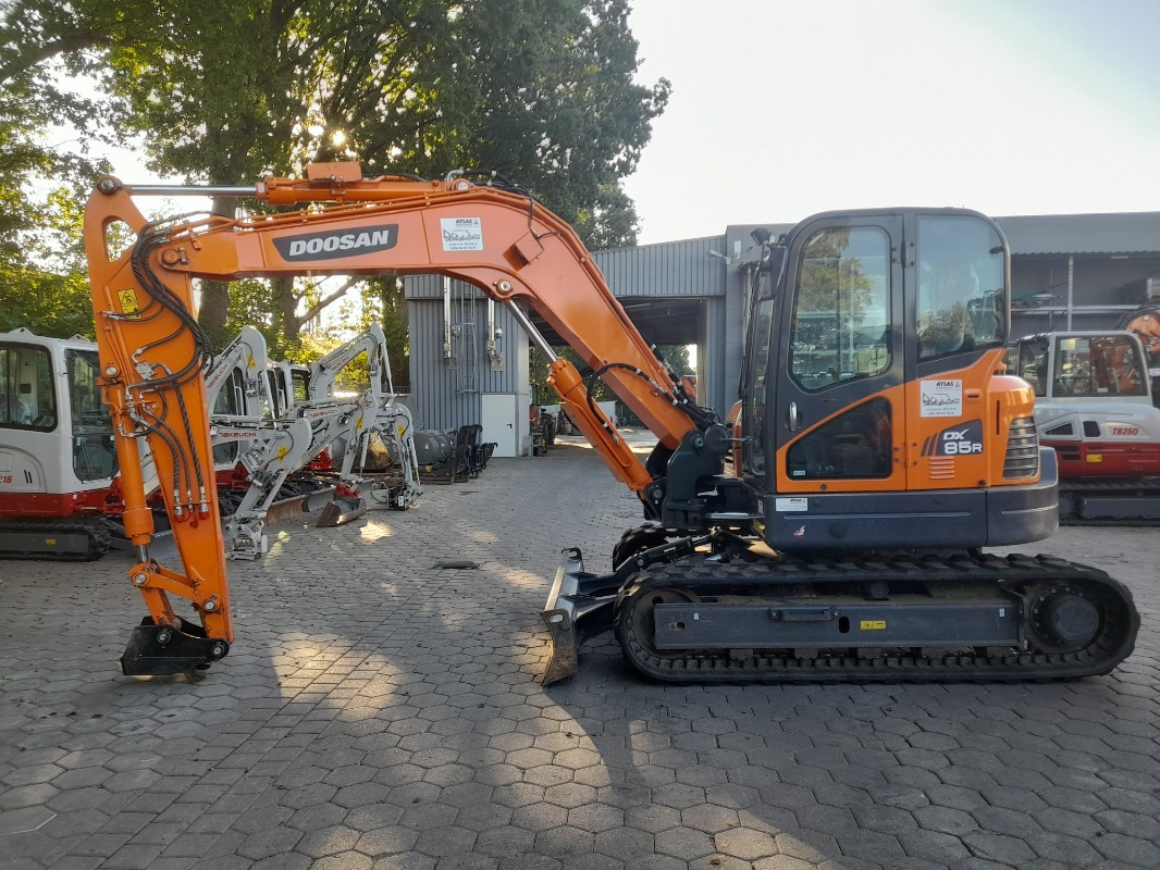 Doosan DX85R-3 - Excavadora: foto 2 Doosan DX85R-3 - Excavadora: foto 2