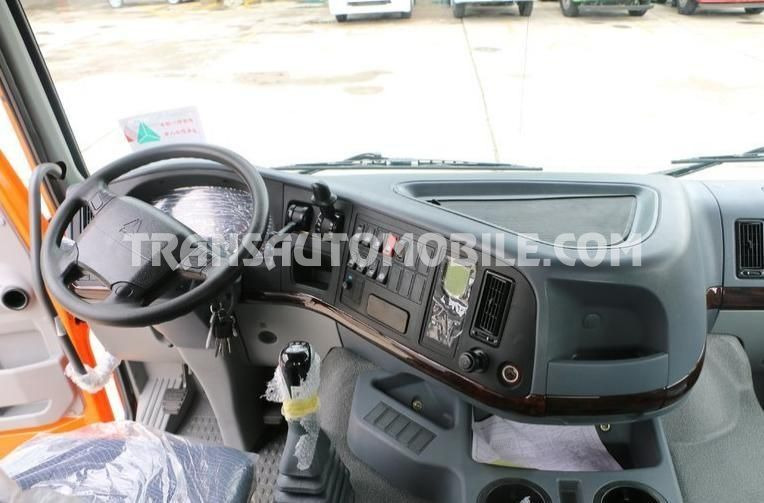 Sinotruk HOWO 6X6 ALL-WHEEL DRIVE - Cabeza tractora: foto 2 Sinotruk HOWO 6X6 ALL-WHEEL DRIVE - Cabeza tractora: foto 2