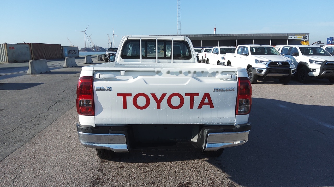 Toyota Hilux / Revo Pick-up single Cab pack security 2.4L Turbo Diesel Manual - Pick-up: foto 4 Toyota Hilux / Revo Pick-up single Cab pack security 2.4L Turbo Diesel Manual - Pick-up: foto 4