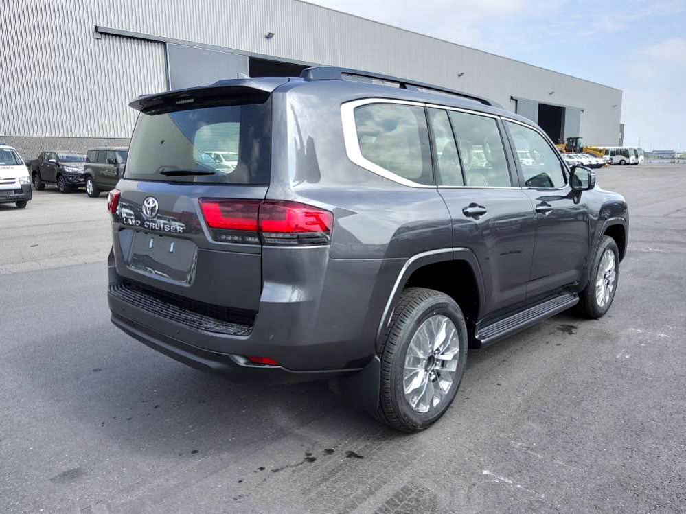 Toyota Land Cruiser 300 V6 VXR ZX 7 SEATERS / PLACES 3.5L Petrol Automatic AEOB - SUV/ Todoterreno: foto 5 Toyota Land Cruiser 300 V6 VXR ZX 7 SEATERS / PLACES 3.5L Petrol Automatic AEOB - SUV/ Todoterreno: foto 5