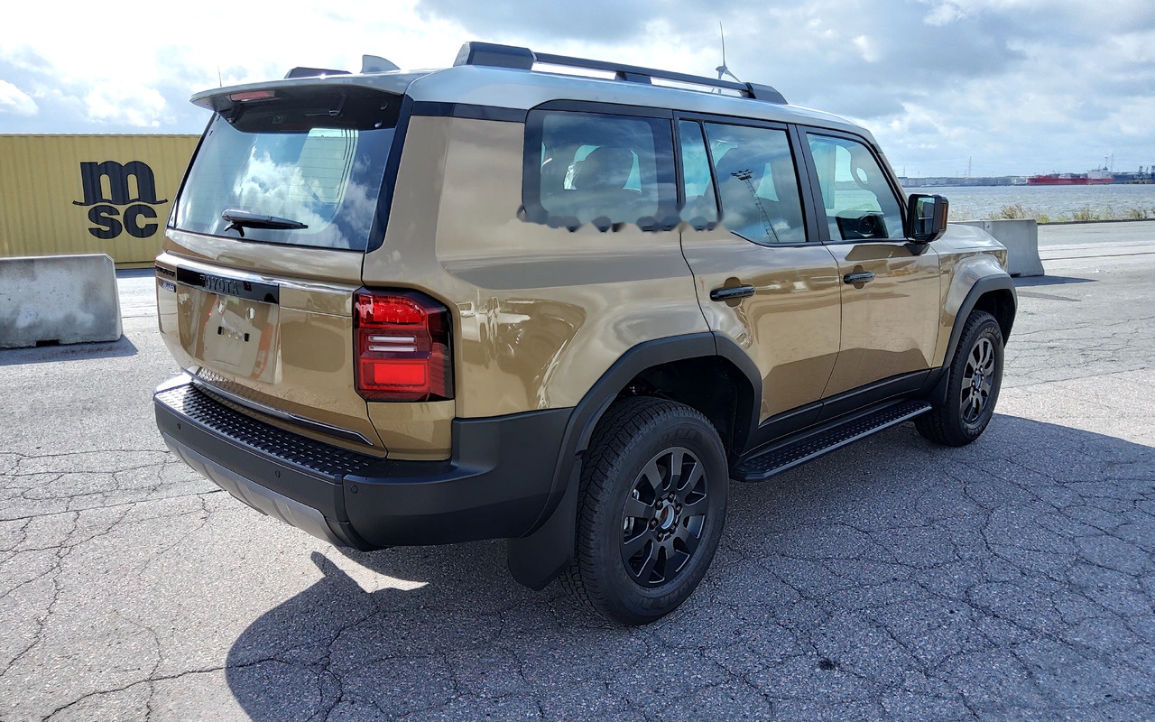 Toyota Land Cruiser Prado 250 VX ae68 first edition 2.4L Petrol Turbo Automatic NEW MODEL - SUV/ Todoterreno: foto 5 Toyota Land Cruiser Prado 250 VX ae68 first edition 2.4L Petrol Turbo Automatic NEW MODEL - SUV/ Todoterreno: foto 5