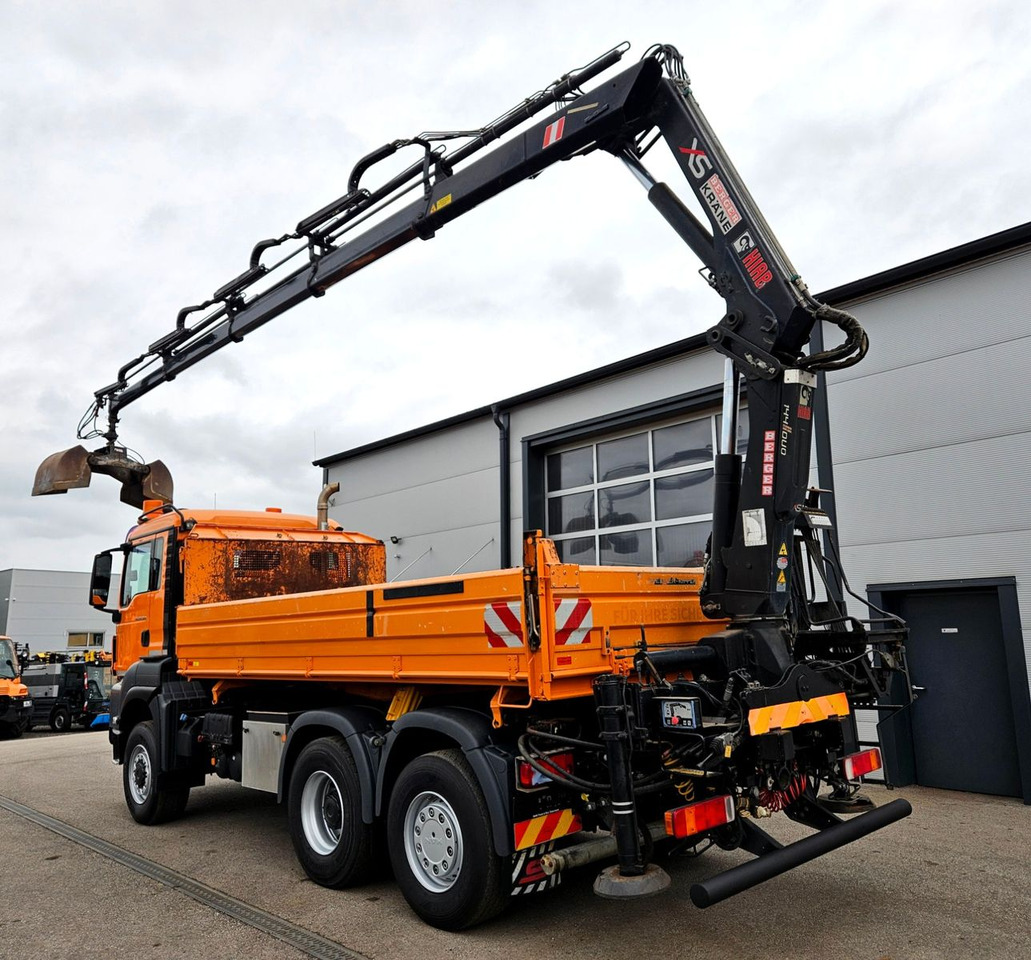 MAN TGS 28.360 6x4-4 HIAB 144E-4 Kran Euro5 - Volquete camión, Camión grúa: foto 3 MAN TGS 28.360 6x4-4 HIAB 144E-4 Kran Euro5 - Volquete camión, Camión grúa: foto 3