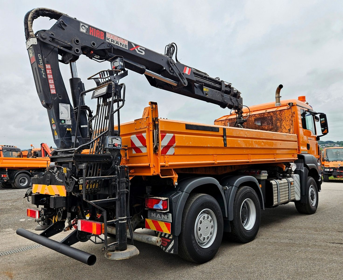 MAN TGS 28.360 6x4-4 HIAB 144E-4 Kran Euro5 - Volquete camión, Camión grúa: foto 3 MAN TGS 28.360 6x4-4 HIAB 144E-4 Kran Euro5 - Volquete camión, Camión grúa: foto 3