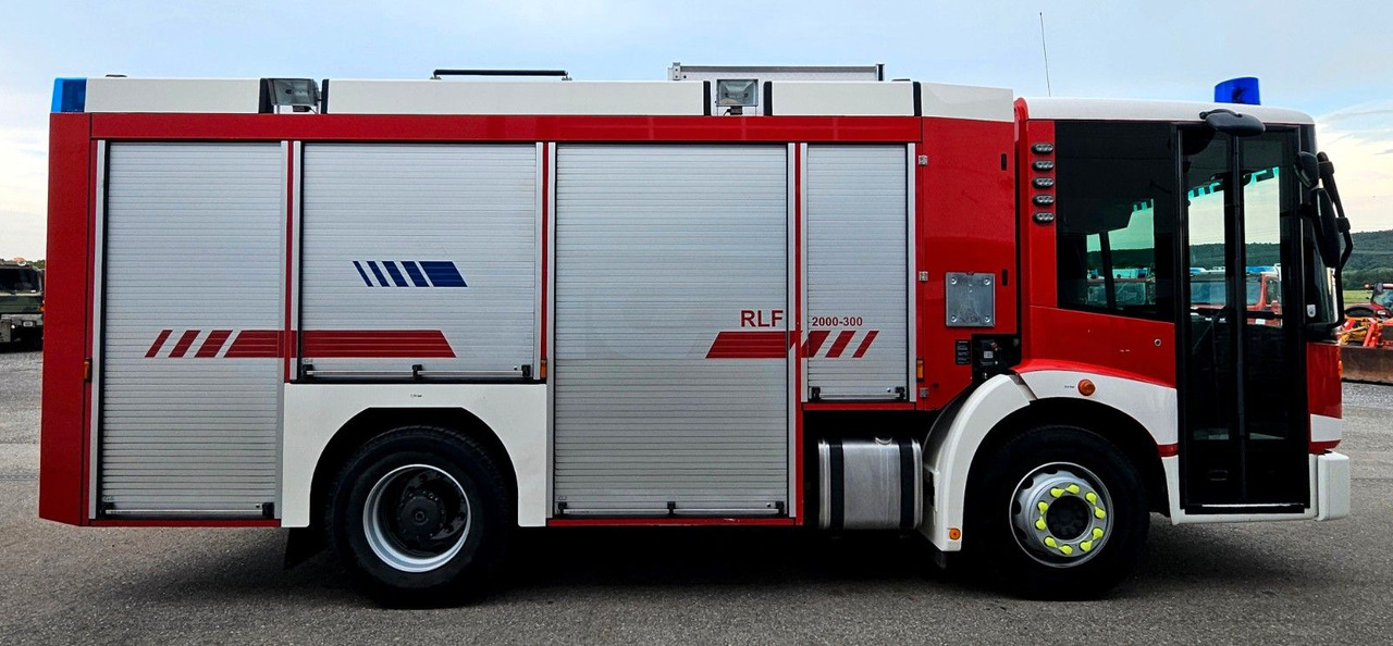 Mercedes-Benz 1829 Feuerwehr Ziegler RLF 2000/300 TLF Winde - Camión de bomberos: foto 5 Mercedes-Benz 1829 Feuerwehr Ziegler RLF 2000/300 TLF Winde - Camión de bomberos: foto 5