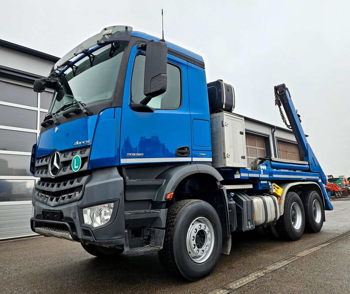 Mercedes-Benz AROCS 3336 6x4 VDL P-18 Teleskop Absetzkipper - Portacontenedor de cadenas camión: foto 1 Mercedes-Benz AROCS 3336 6x4 VDL P-18 Teleskop Absetzkipper - Portacontenedor de cadenas camión: foto 1